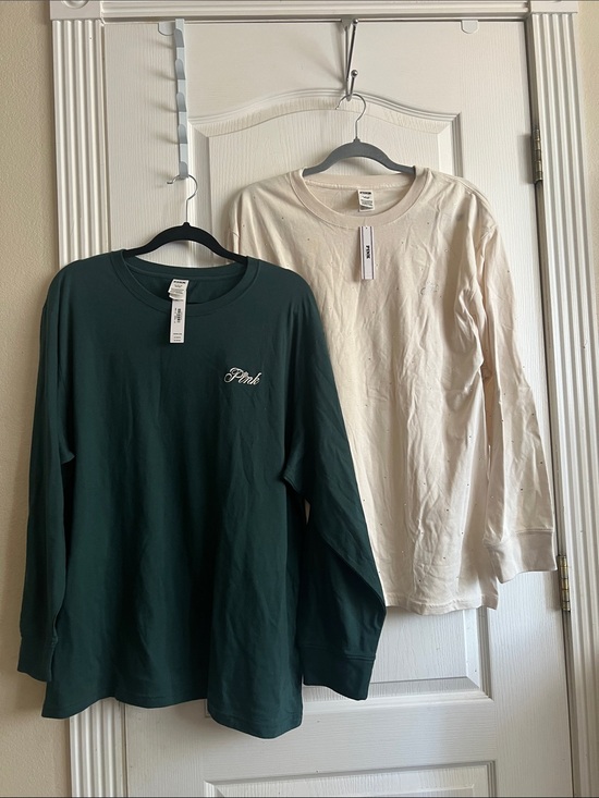 PINK Victoria's Secret Tops - PINK Victoria's Secret Long-Sleeve Tees in Dark Green & Cream